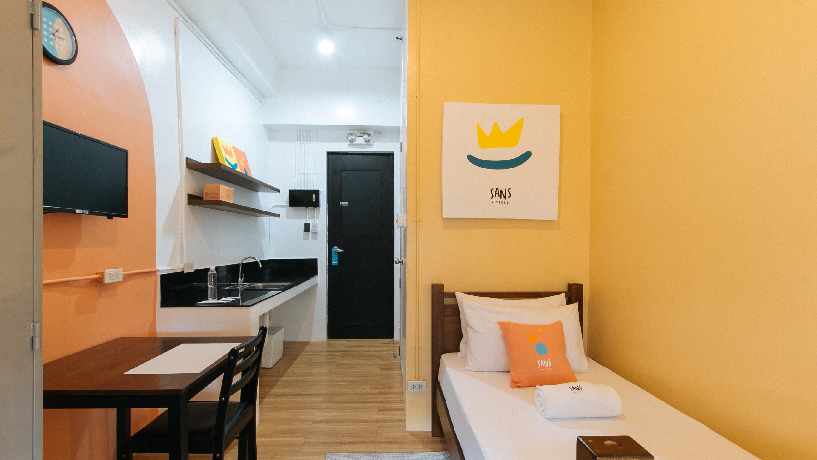 Hotel Sans Laperal
